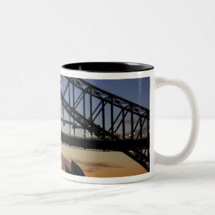 Sydney Harbour Bridge und Sydney Opera House um 2 Zweifarbige Tasse