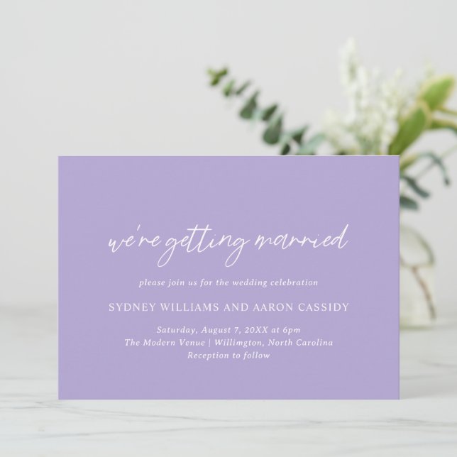 Sydney Lavender Modern Wedding Einladung (Stehend Vorderseite)