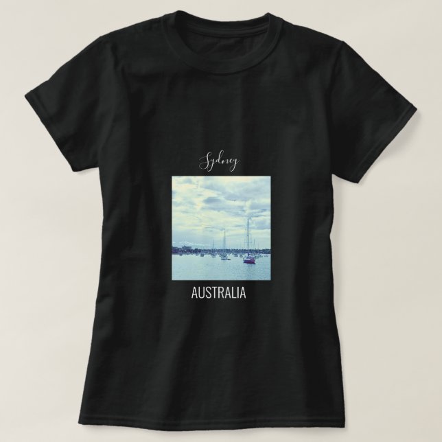 Sydney Szene Yachten im Hafen Drummoyne T-Shirt (Design vorne)
