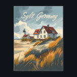 Sylt Germany Nordfriese Insel Postkarte<br><div class="desc">Eine nostalgische und charmante Darstellung von Sylt, Deutschlands größter nordfriesischer Insel in der Nordsee. Das Design vereint die natürliche Schönheit und den maritimen Charme von Sylt mit seinen Sandstränden, Dünen mit Marramrasen und dem in rot-weiß gestreiften Leuchtturm. Das Vintage Kunstwerk erinnert an die ruhige Atmosphäre und die landschaftlichen Ausblicke der...</div>