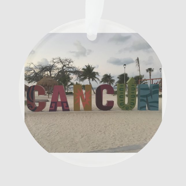 Symbole de Cancun - Playa Delfines, Ornement du Me (devant)