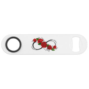 Symbole d'infini avec les roses rouges