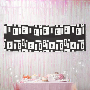 Symmetrisches, weißes geometrisches Design mit kna Banner