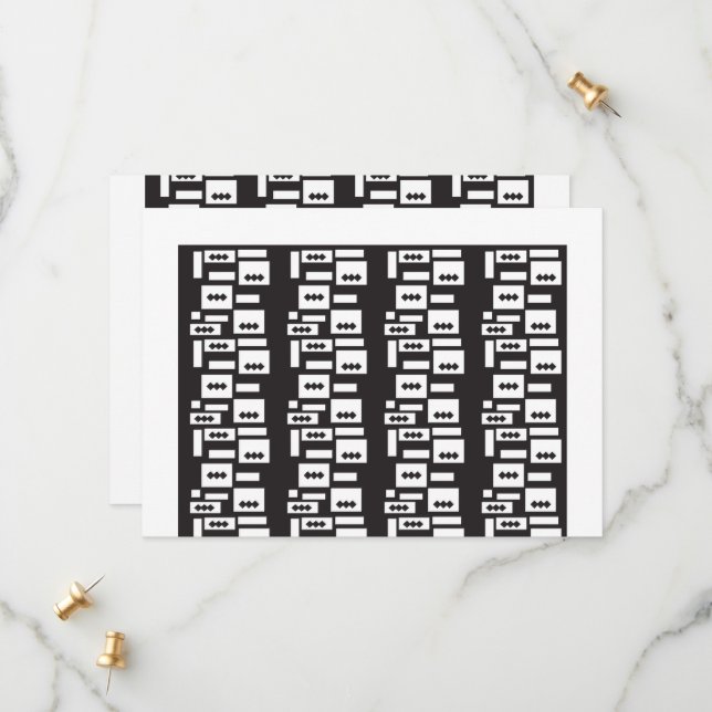 Symmetrisches, weißes geometrisches Design mit kna Save The Date (Vorderseite/Rückseite Beispiel)