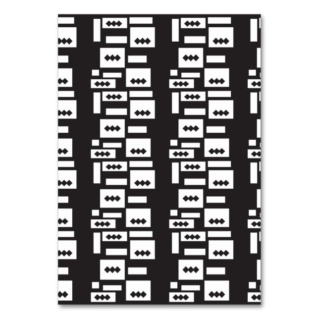 Symmetrisches, weißes geometrisches Design mit kna Tischnummer (Vorderseite)