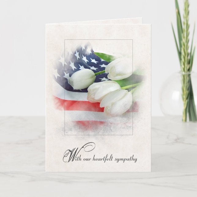 Sympathy White Tulips on American Flag  Karte (Vorderseite)