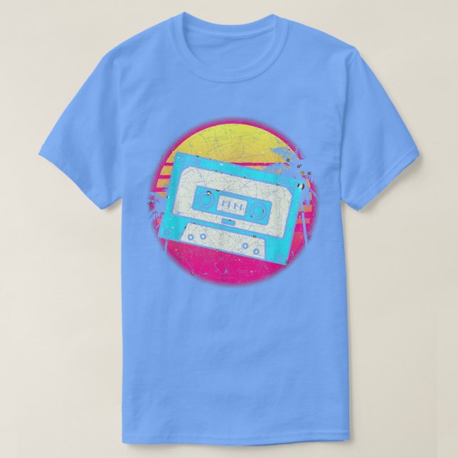 Synthwave 80s Music Lover Retro Cassette Vaporwave T-Shirt (Design vorne)