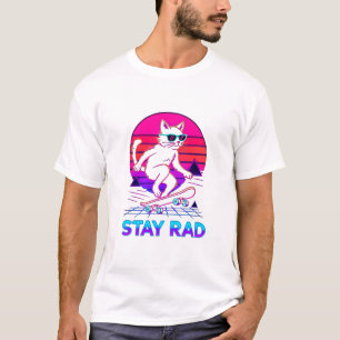 Synthwave Skateboarding Katze – Retro Neon „Stay R T-Shirt