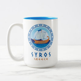 Syros, Griechenland, griechisches Schiffsdesign Zweifarbige Tasse