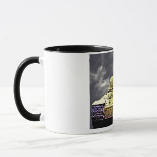 T-34 russischer Behälter, sowjetisches Denkmal, Tasse