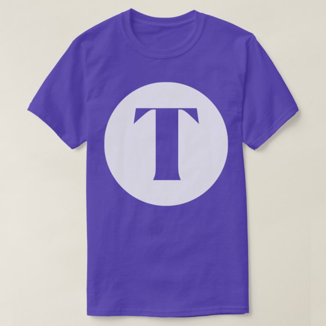 T Letter Initial Monogram T-Shirt (Design vorne)