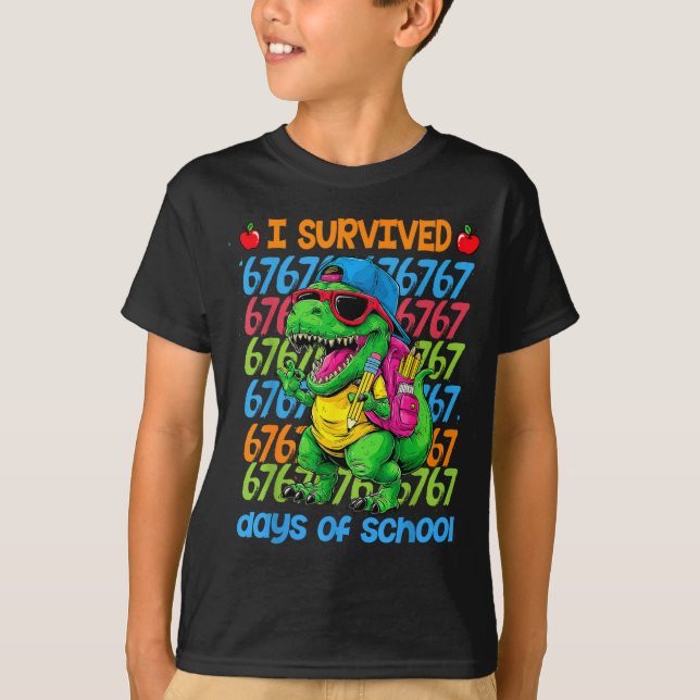 T-rex I Survived 67 Days Of School Six Seven Meme  T-Shirt (Vorderseite)