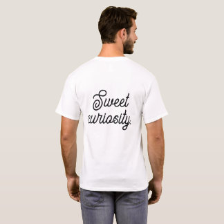 T-SHIRT いちごとポップなフレブルのTシャツ