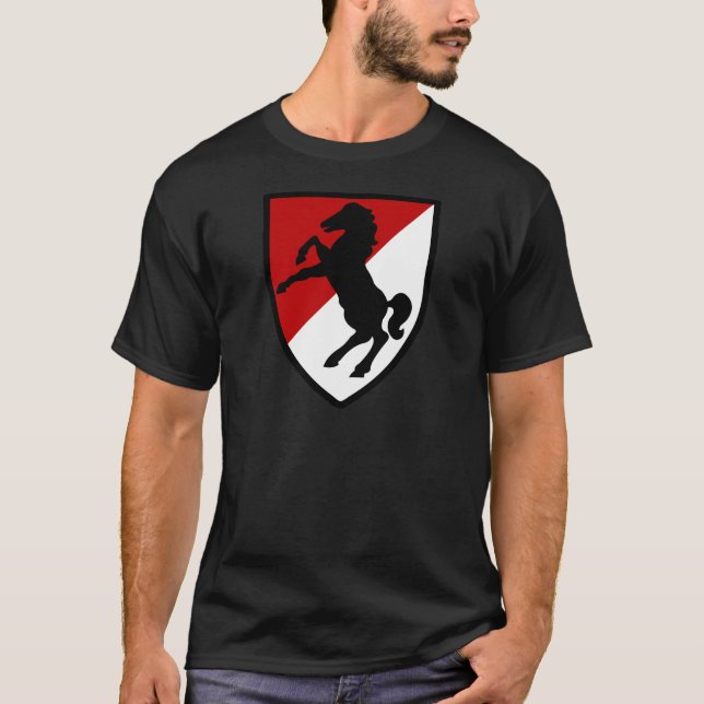T-shirt 11ème Régiment de cavalerie blindée (Devant)