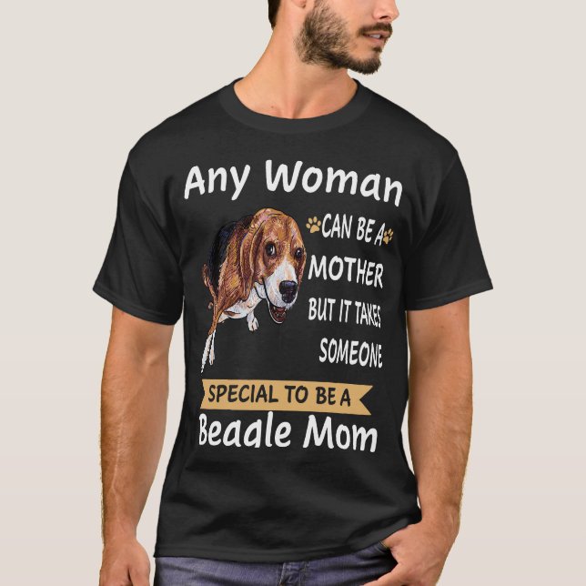 T-shirt 135 Spécial Pour Être Une Mère Beagle (Devant)