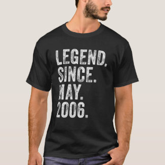 T-shirt 16E Anniversaire Mai Né 16 Ans Légende Depuis 2006