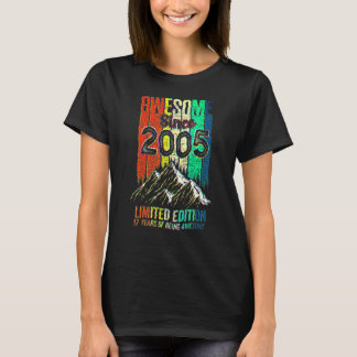T-shirt 17 Birthday  Awesome Since 2005  Vintage