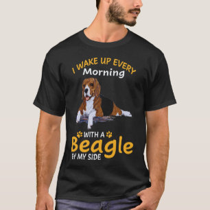 T-shirt 17 Je me réveille chaque matin avec un Beagle à me