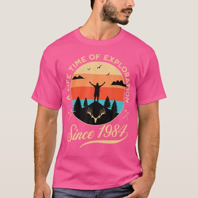 T-shirt 1984 Anniversaire Randonnée aventure Camping en pl (Devant)