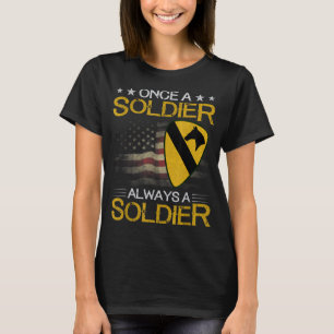 T-shirt 1re division de cavalerie Vétéran toujours un sold