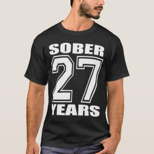 T-shirt 27 ANS assagissent le blanc sur l'obscurité