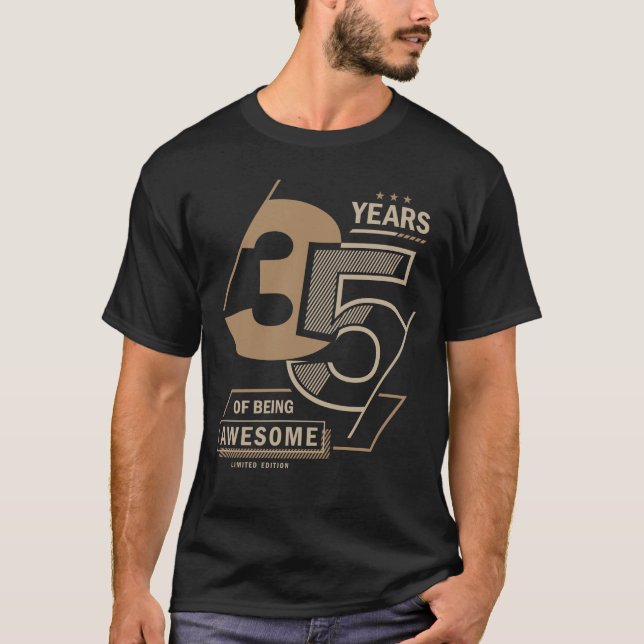 T-shirt 35 Years Of Being Awesome 35th Birthday Gift (Devant)