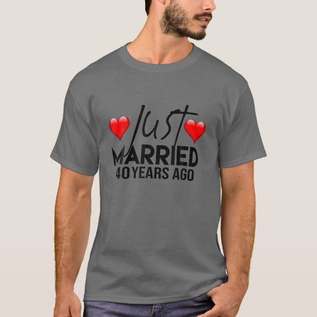 T-shirt 40E Anniversaire Du Mariage Qui Vient De Marier Un (Devant)