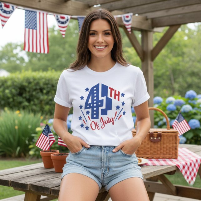 T-shirt 4 juillet rétro rouge blanc et bleu patriotique (4th of July Retro Red White and Blue Patriotic T-Shirt)