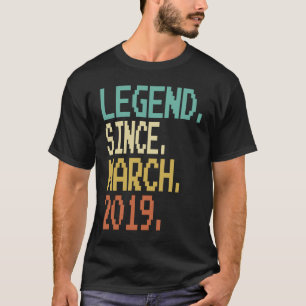 T-shirt 4e anniversaire Légende depuis mars 2019 4 ans