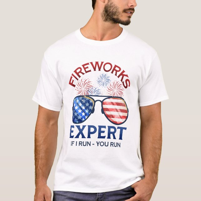T-shirt 4th of July Fireworks Expert (Devant)