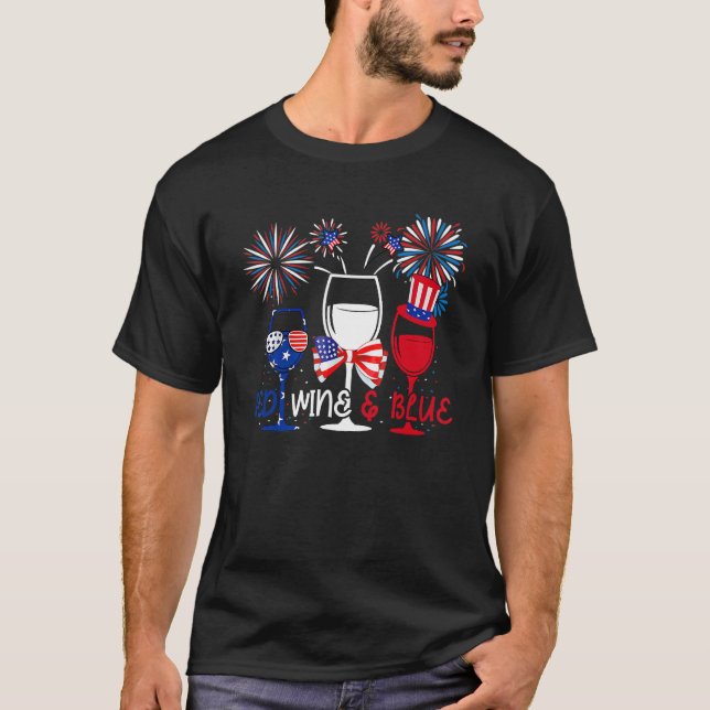 T-shirt 4th Of July Red White Blue Wine Glasses Fireworks  (Devant)