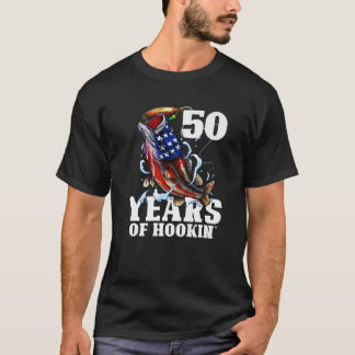 T-shirt 50 Ans De Pêche De La Basse Américaine De Hookin' 