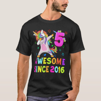 T-shirt 5 Ans, 5E Anniversaire Unicorn Dabbing Awesome