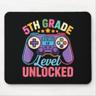 T-Shirt 5. Klasse freigeschaltet – Gamer zurück zu Mousepad