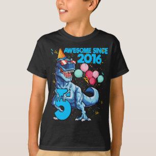 T-shirt 5e anniversaire stupéfiant depuis 2016 Dinosaur