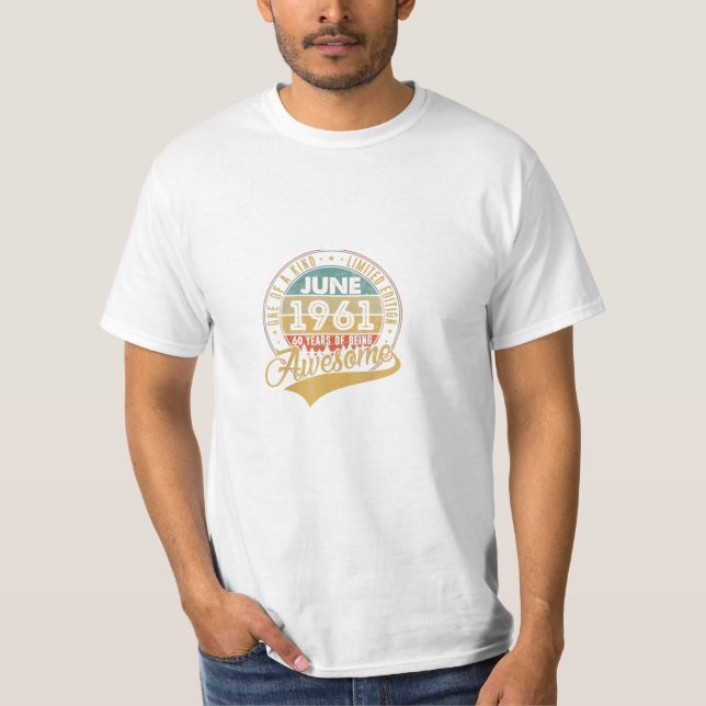 T-shirt 64e anniversaire Cadeaux 64 ans (Devant)