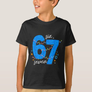 T-shirt 67 Hanukka Fête juive Menorah Six Sept Meme