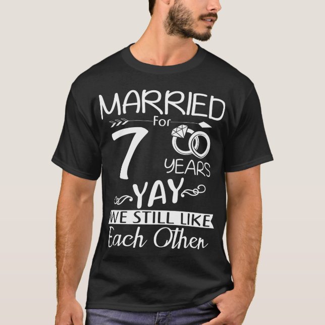 T-shirt 7e anniversaire Mariage. Marié Pour 7 Ans (Devant)