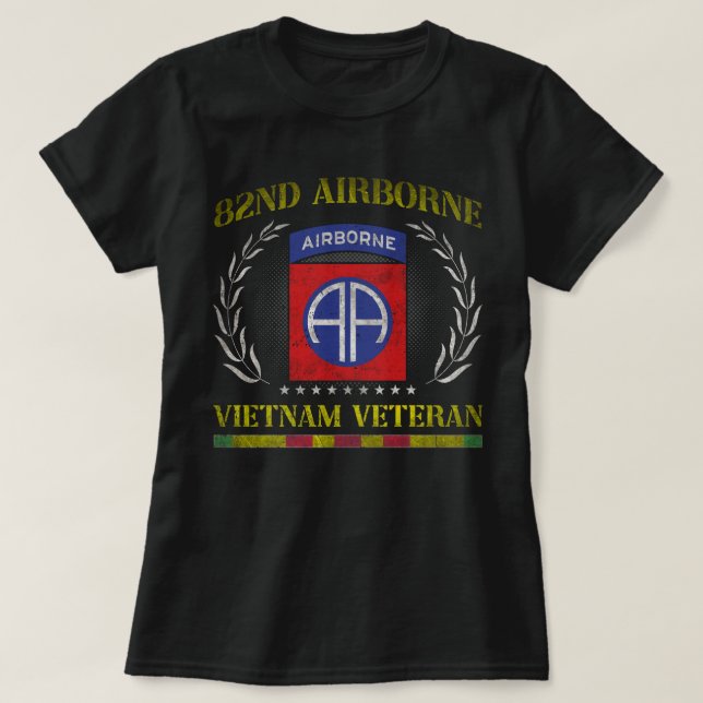 T-shirt 82e division aéroportée Vietnam Vétérinaire Fête d (Design devant)