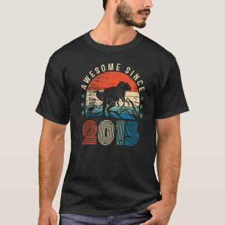 T-shirt 8e anniversaire stupéfiant depuis 2015 Retro Dinos