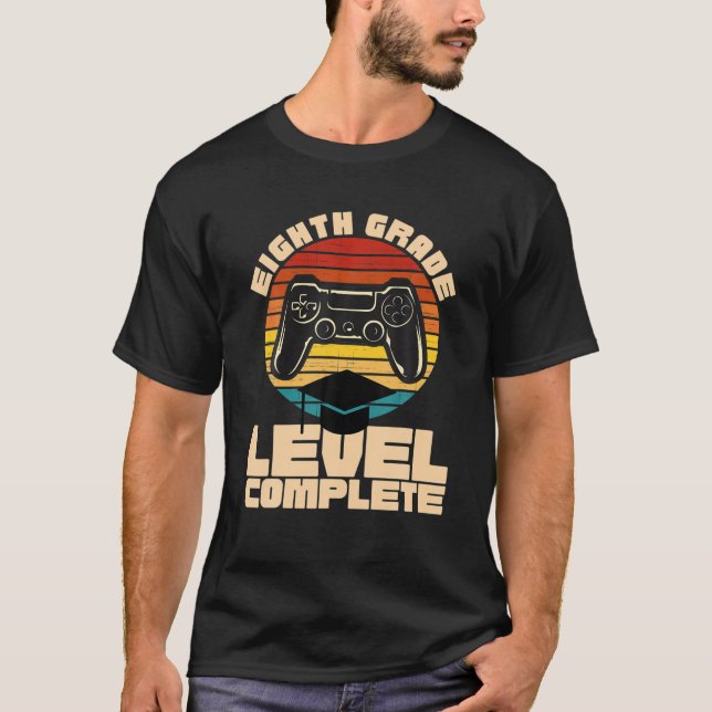 T-shirt 8E Niveau 8E Niveau Complet Vidéo de Graduation G (Devant)