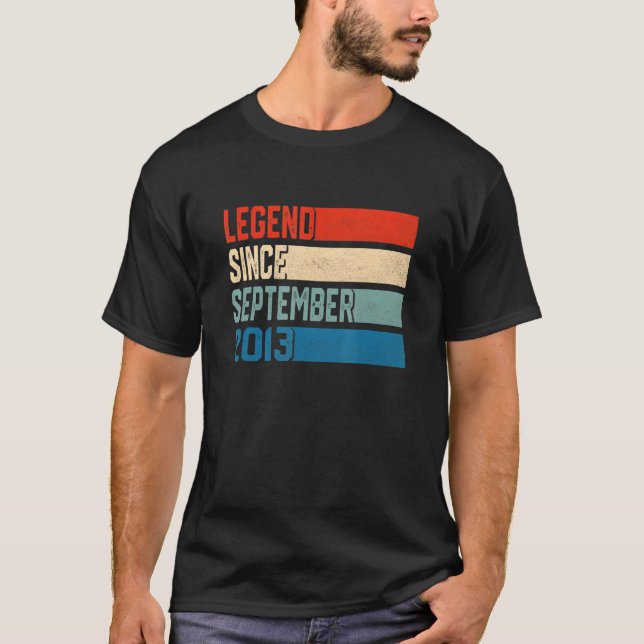 T-shirt 9e anniversaire 9 ans Légende depuis septembre 201 (Devant)