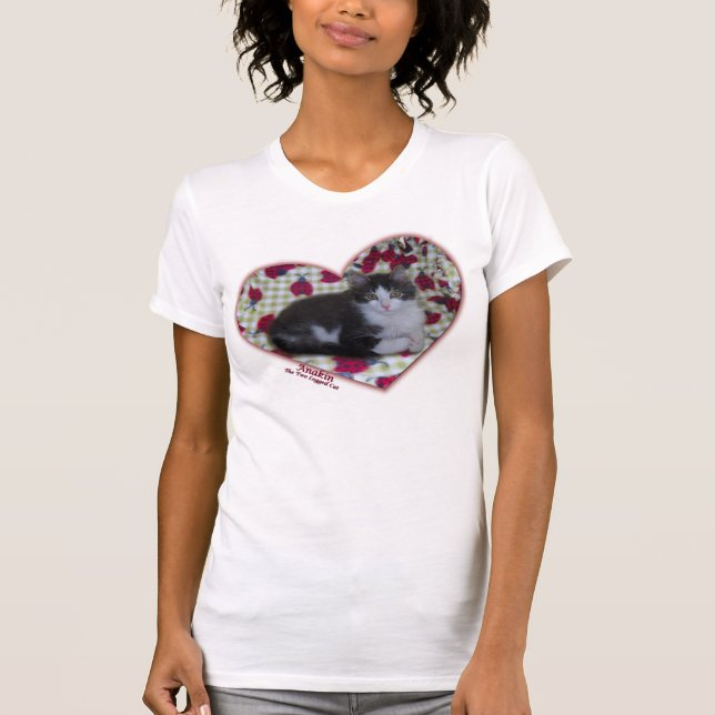 T-shirt à deux jambes de chaton de coeurs de (Devant)