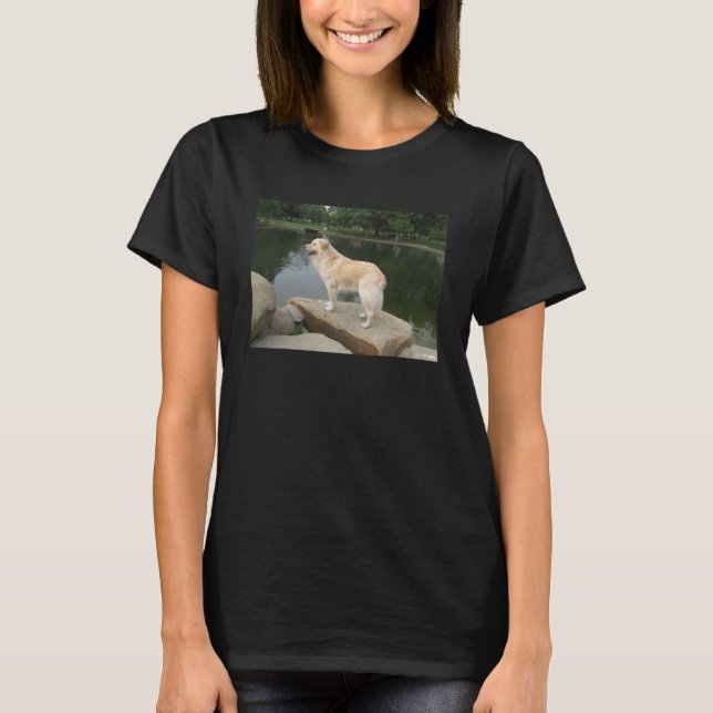T-shirt A Dog At A Pond (Devant)