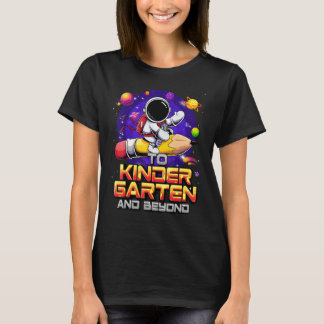 T-shirt À la maternelle et au-delà Astronaute Retour à l'é