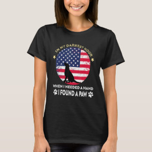 T-shirt à l'heure la plus sombre où j'avais besoin d'une m