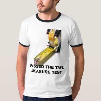 T-SHIRT A PASSÉ LE RUBAN MÉTRIQUE D'ESSAI