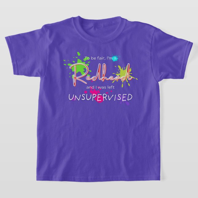 T-shirt à tête rouge non surveillée (Poser)
