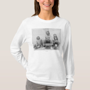 T-shirt Adolescents indiens de Lakota dans la robe