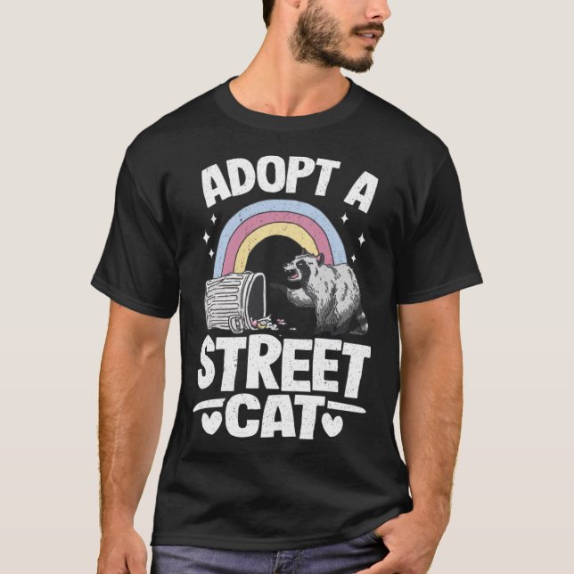 T-shirt Adopter Un Chat De Rue Rainbow Funny Raccoon Pullo (Devant)